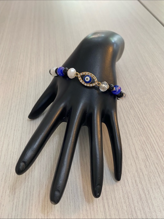 Jewelry - Evil Eye Beaded Stretch Bracelet in Blue and White